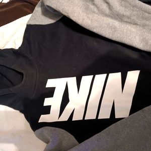 NIKE Sweat Shirt for boys